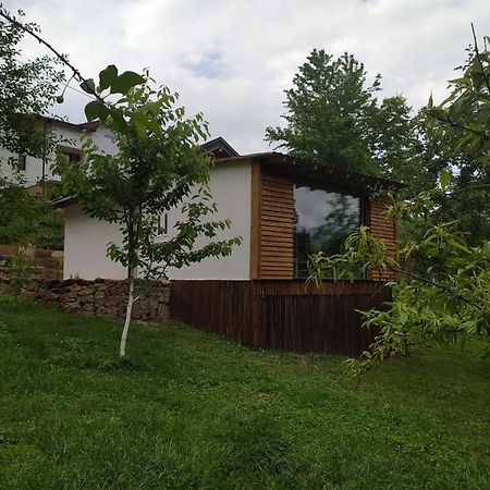 Lenilenii Bungalows Jajce Bagian luar foto