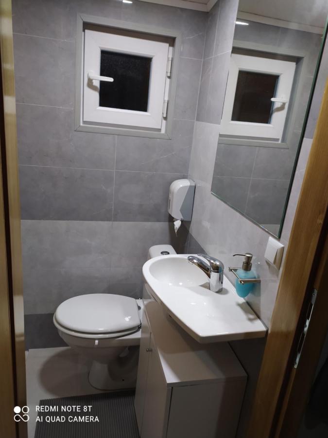 Lenilenii Bungalows Jajce Bagian luar foto