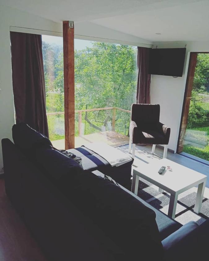 Lenilenii Bungalows Jajce Bagian luar foto
